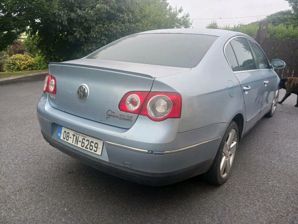 Volkswagen Passat Saloon, Diesel, 2008, Blue
