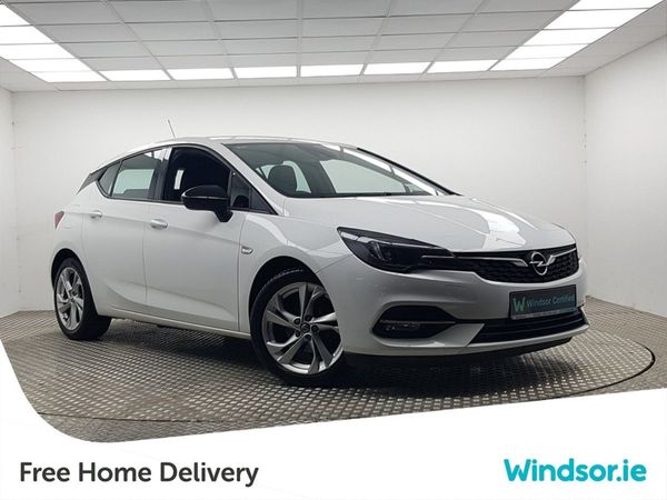 Opel Astra Hatchback, Petrol, 2021, White