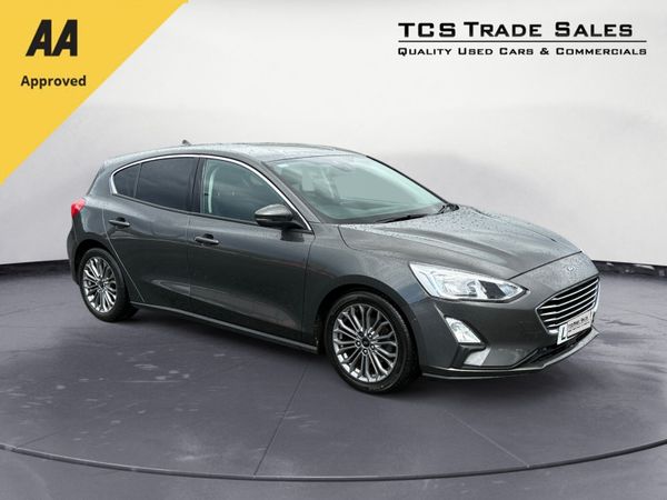 Ford Focus Hatchback, Diesel, 2019, Grey