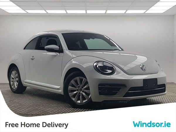 Volkswagen Beetle Hatchback, Petrol, 2017, White