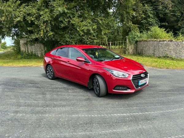Hyundai i40 Saloon, Diesel, 2018, Red