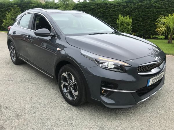 Kia XCeed Hatchback, Petrol, 2021, Grey