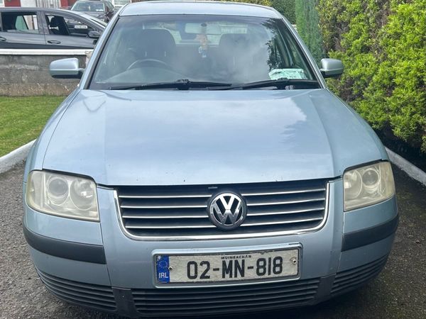 Volkswagen Passat Saloon, Diesel, 2002, Blue