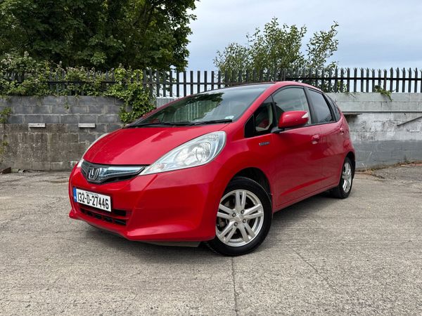 Honda Fit Hatchback, Petrol Hybrid, 2013, Red