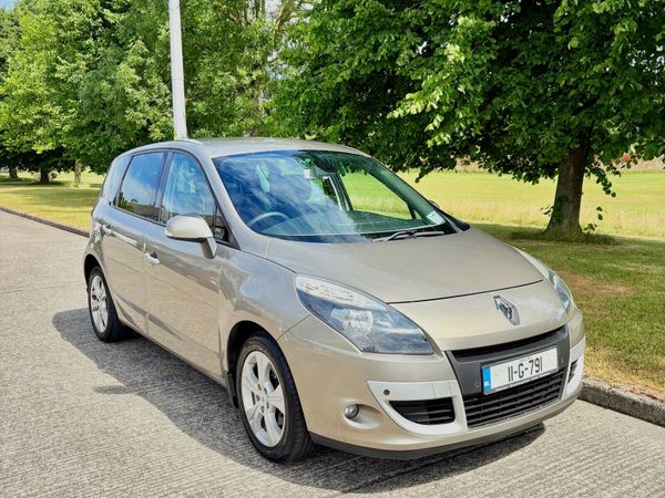 Renault Scenic MPV, Diesel, 2011, Gold