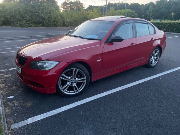 BMW 3-Series Saloon, Petrol, 2007, Red