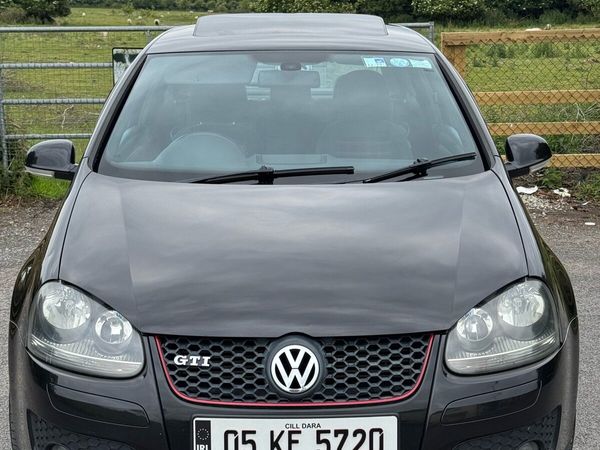 Volkswagen Golf Hatchback, Petrol, 2005, Black