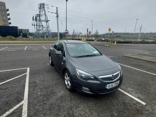 Vauxhall Astra Hatchback, Diesel, 2010, Grey