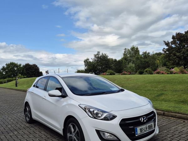 Hyundai i30 Hatchback, Diesel, 2016, White
