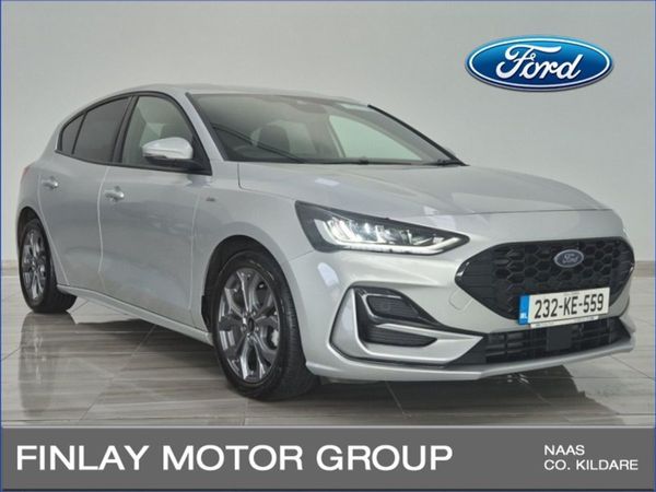 Ford Focus Hatchback, Petrol, 2023, Silver