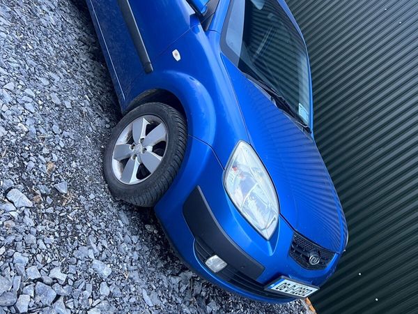 Kia Rio Hatchback, Diesel, 2008, Blue