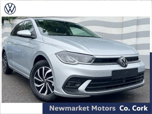 Volkswagen Polo Hatchback, Petrol, 2025, Silver