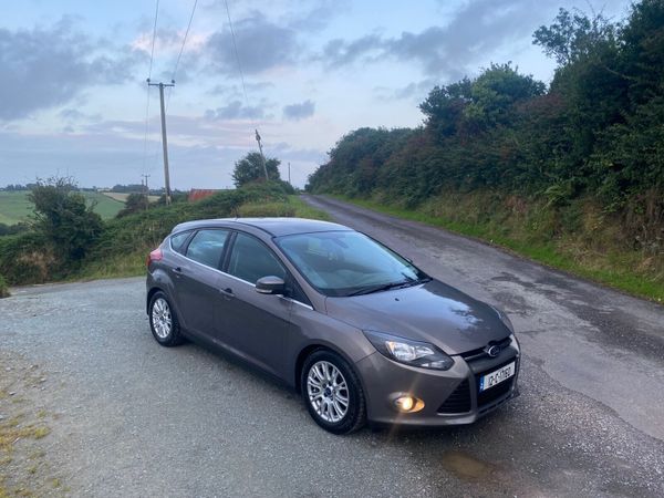 Ford Focus Hatchback, Diesel, 2012, Brown