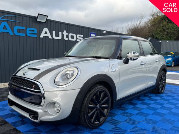 Mini Cooper Hatchback, Petrol, 2016, Silver