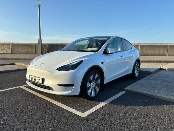 Tesla Model Y MPV, Electric, 2023, White