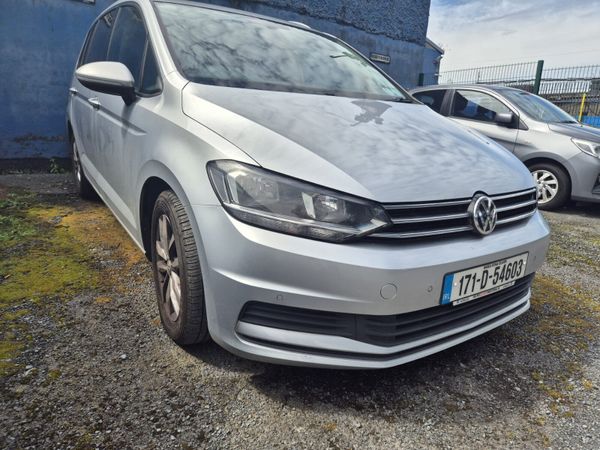 Volkswagen Touran MPV, Diesel, 2017, Silver
