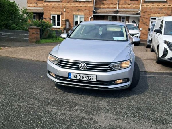 Volkswagen Passat Saloon, Diesel, 2016, Silver
