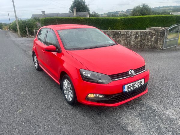 Volkswagen Polo Hatchback, Petrol, 2016, Red