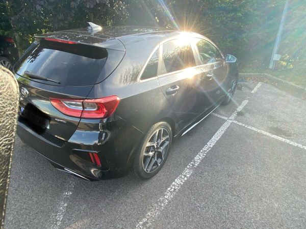 Kia Ceed Hatchback, Diesel, 2020, Black