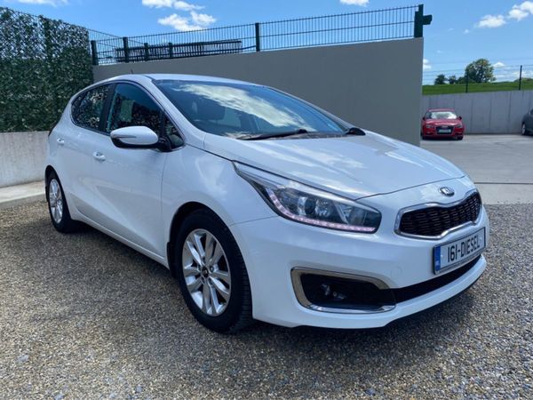Kia Ceed Hatchback, Diesel, 2016, White