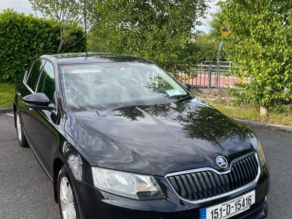 Skoda Octavia Saloon, Diesel, 2015, Black