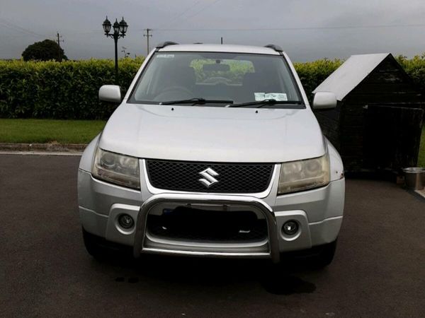 Suzuki Grand Vitara SUV, Diesel, 2008, Silver