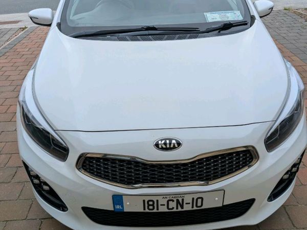 Kia Ceed Hatchback, Petrol, 2018, White