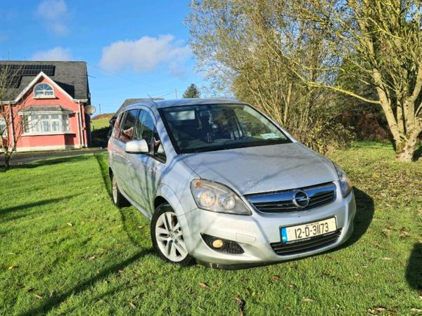 Opel Zafira MPV, Diesel, 2012, Silver