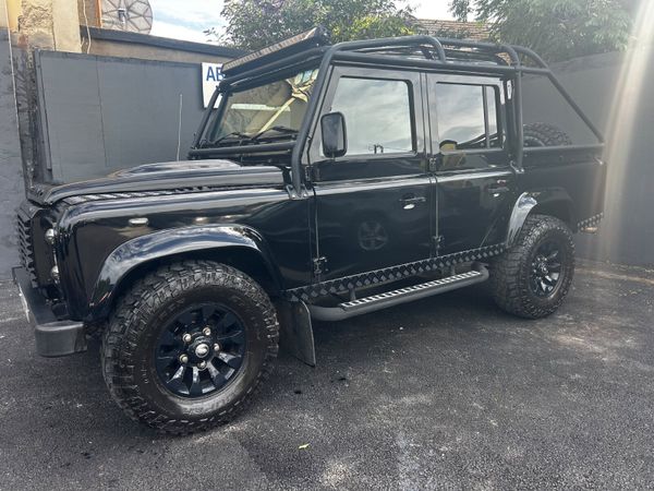 Land Rover Defender SUV, Diesel, 2006, Black