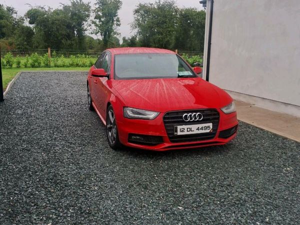 Audi A4 Saloon, Diesel, 2012, Red