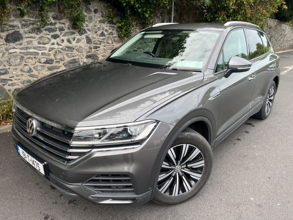 Volkswagen Touareg SUV, Diesel, 2019, Grey