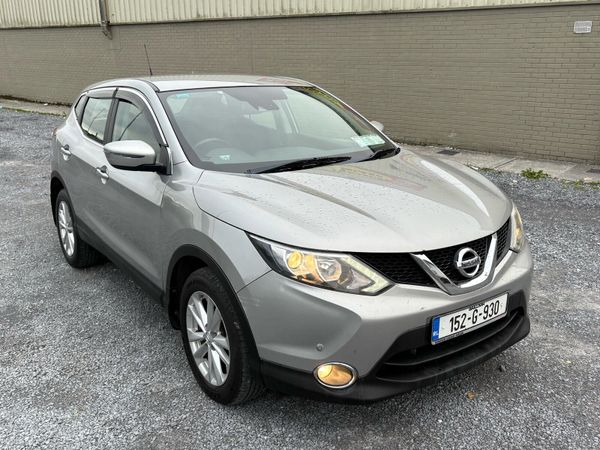 Nissan Qashqai Hatchback, Diesel, 2015, Silver