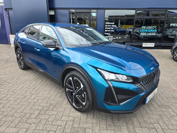 Peugeot 408 Hatchback, Petrol, 2024, Blue