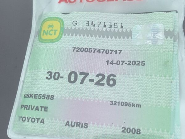 Toyota Auris Hatchback, Petrol, 2008, Black