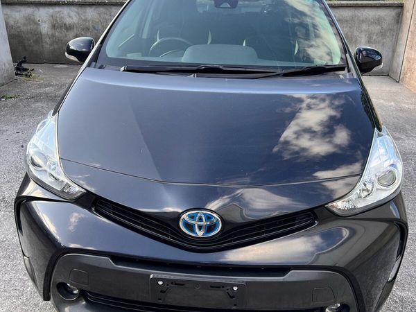 Toyota Prius MPV, Petrol Hybrid, 2019, Black
