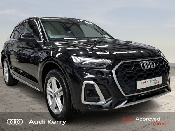 Audi Q5 SUV, 2022, Black