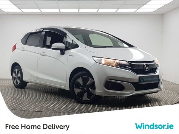 Honda Fit Hatchback, Petrol Hybrid, 2019, White