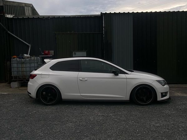 SEAT Leon Hatchback, Diesel, 2013, White