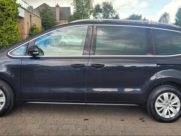Volkswagen Sharan MPV, Petrol, 2013, Black