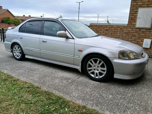 Honda Civic Saloon, Petrol, 1998, Silver