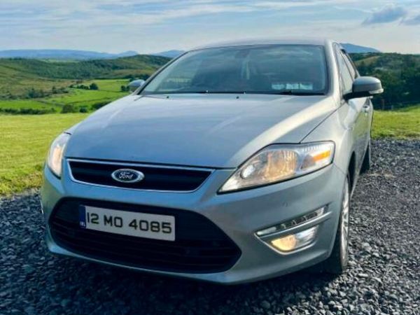 Ford Mondeo Hatchback, Diesel, 2012, Silver
