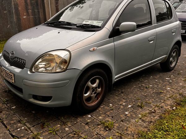 Toyota Yaris Hatchback, Petrol, 2004, Blue