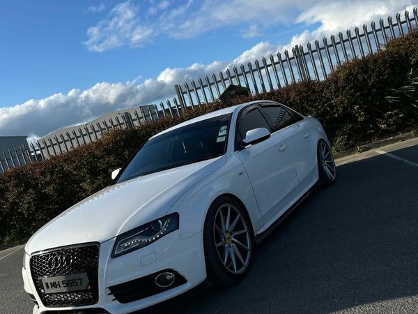 Audi A4 Saloon, Diesel, 2011, White