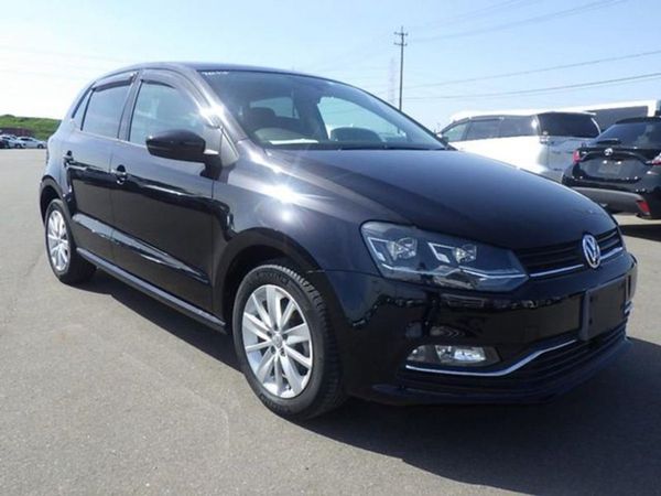 Volkswagen Polo Hatchback, Petrol, 2016, Black