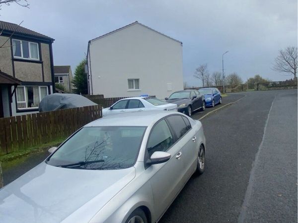Volkswagen Passat Saloon, Diesel, 2012, Silver