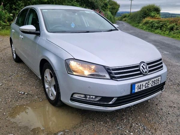 Volkswagen Passat Saloon, Diesel, 2014, Silver