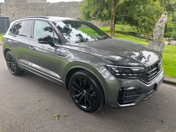 Volkswagen Touareg SUV, Diesel, 2023, Grey