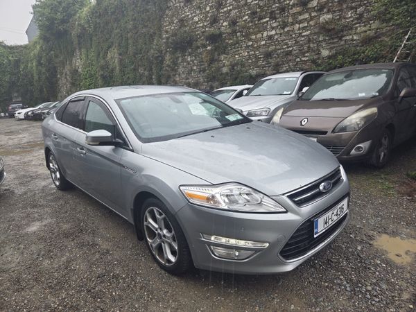 Ford Mondeo Hatchback, Diesel, 2014, Grey