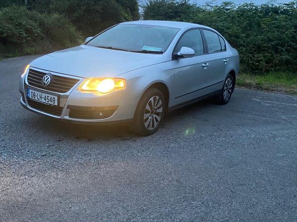 Volkswagen Passat Saloon, Diesel, 2008, Silver