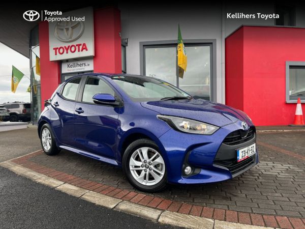 Toyota Yaris Hatchback, Petrol Hybrid, 2023, Blue